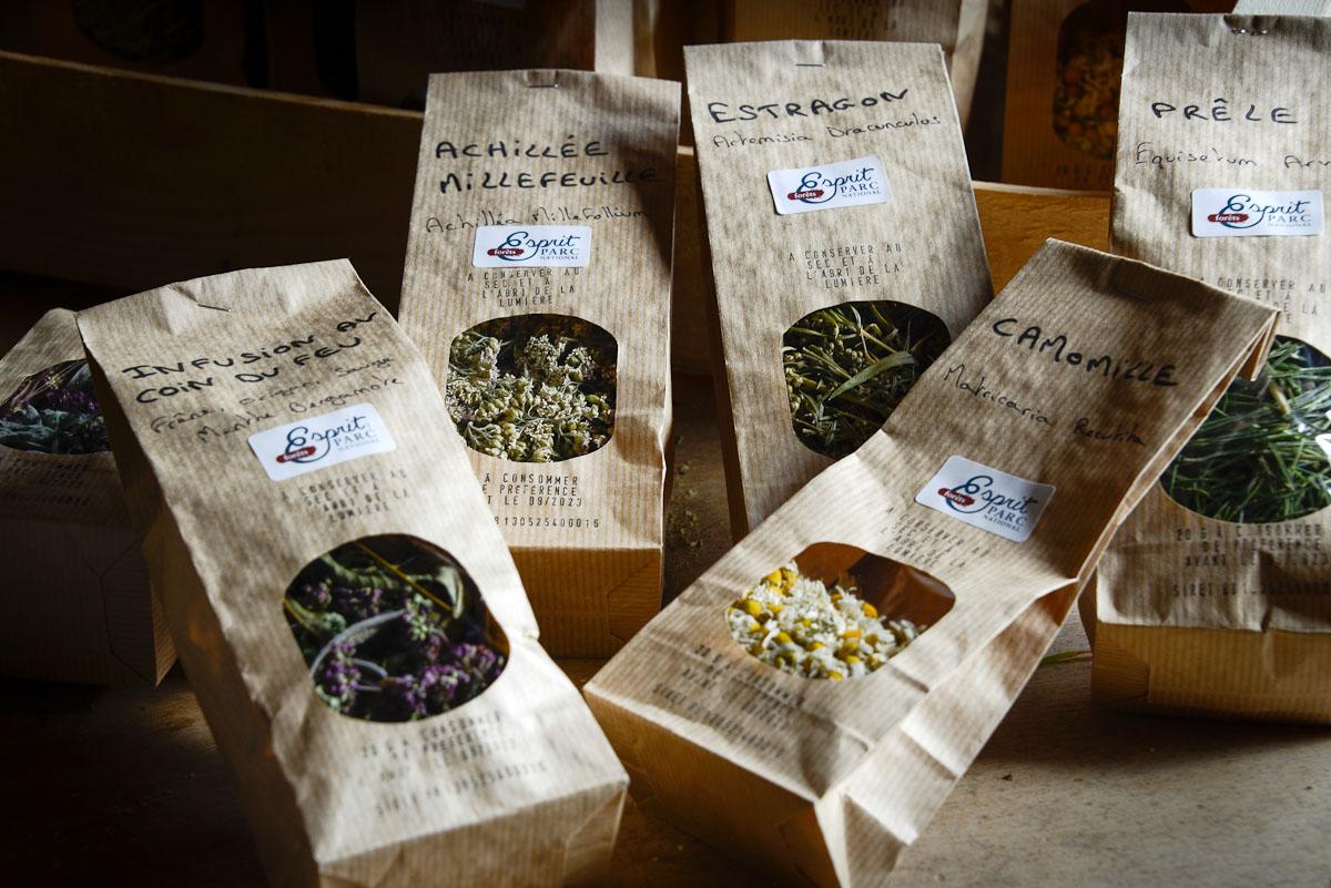Les produits de l'herberie de la Tille au Parc national de forêts